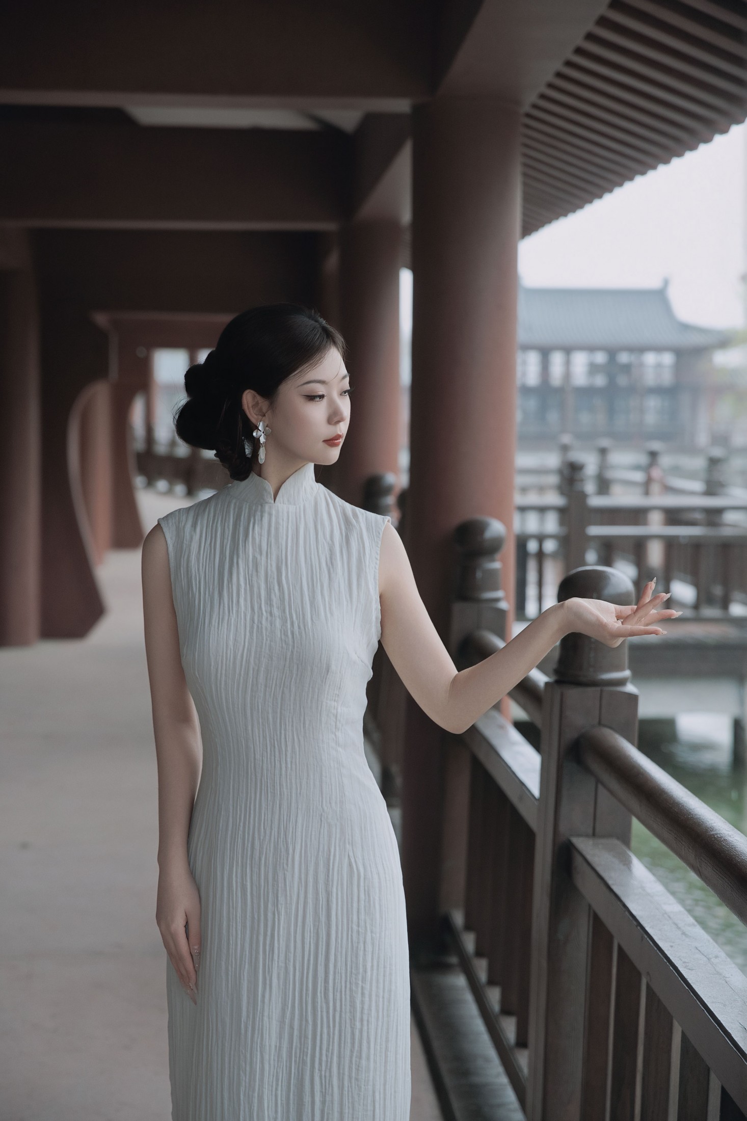 涵 - 《雨天游园》[36P]