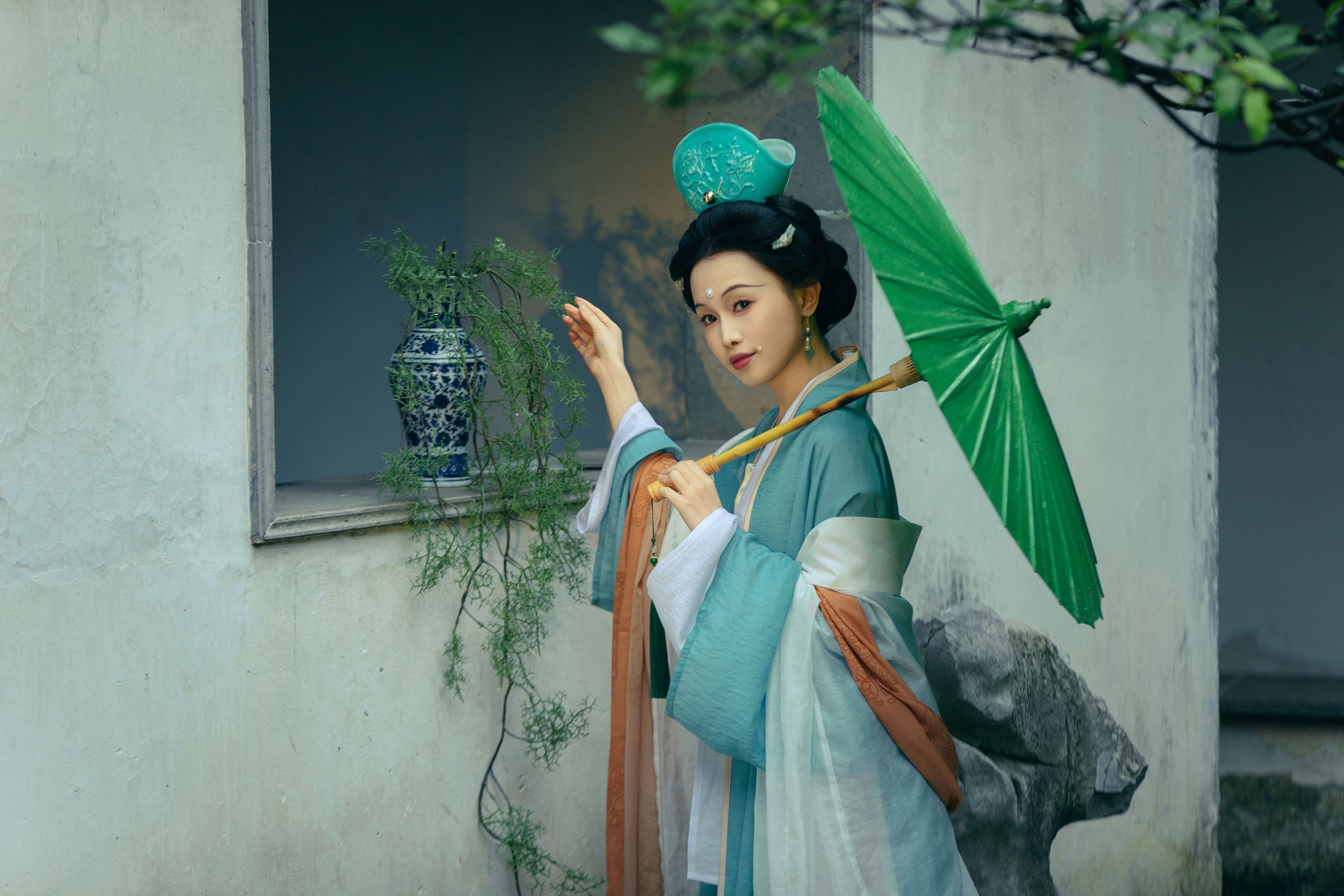 酸奶加心好好次 - 《天青色等烟雨》[36P]