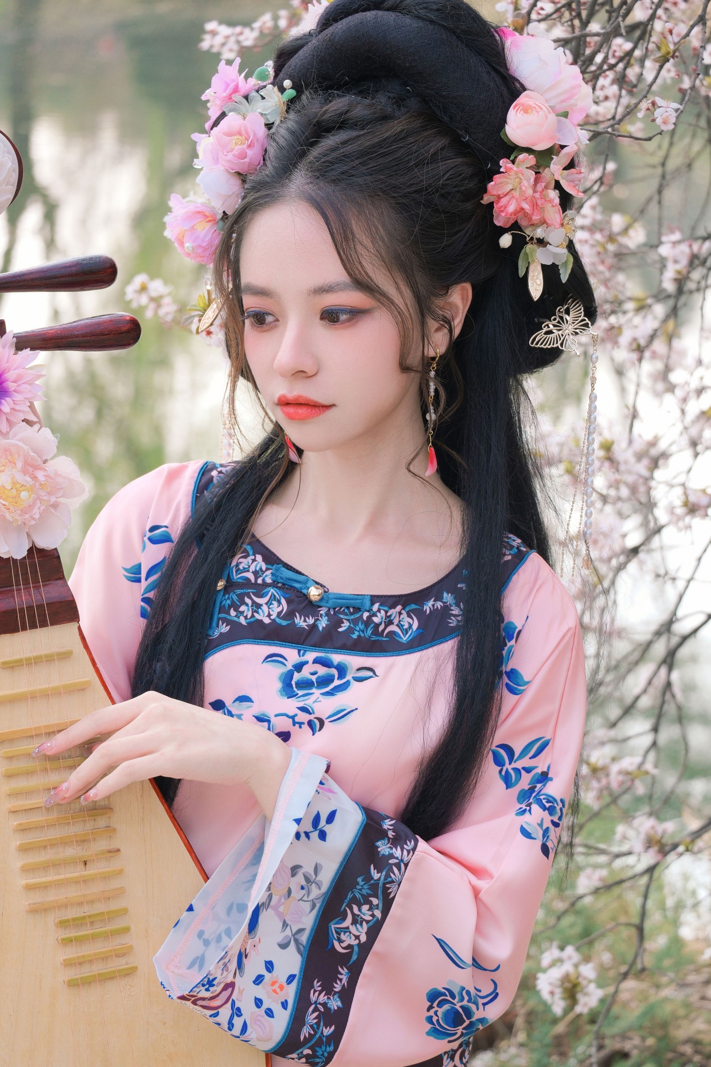 《祈尔繁芜胜常春》[41P]