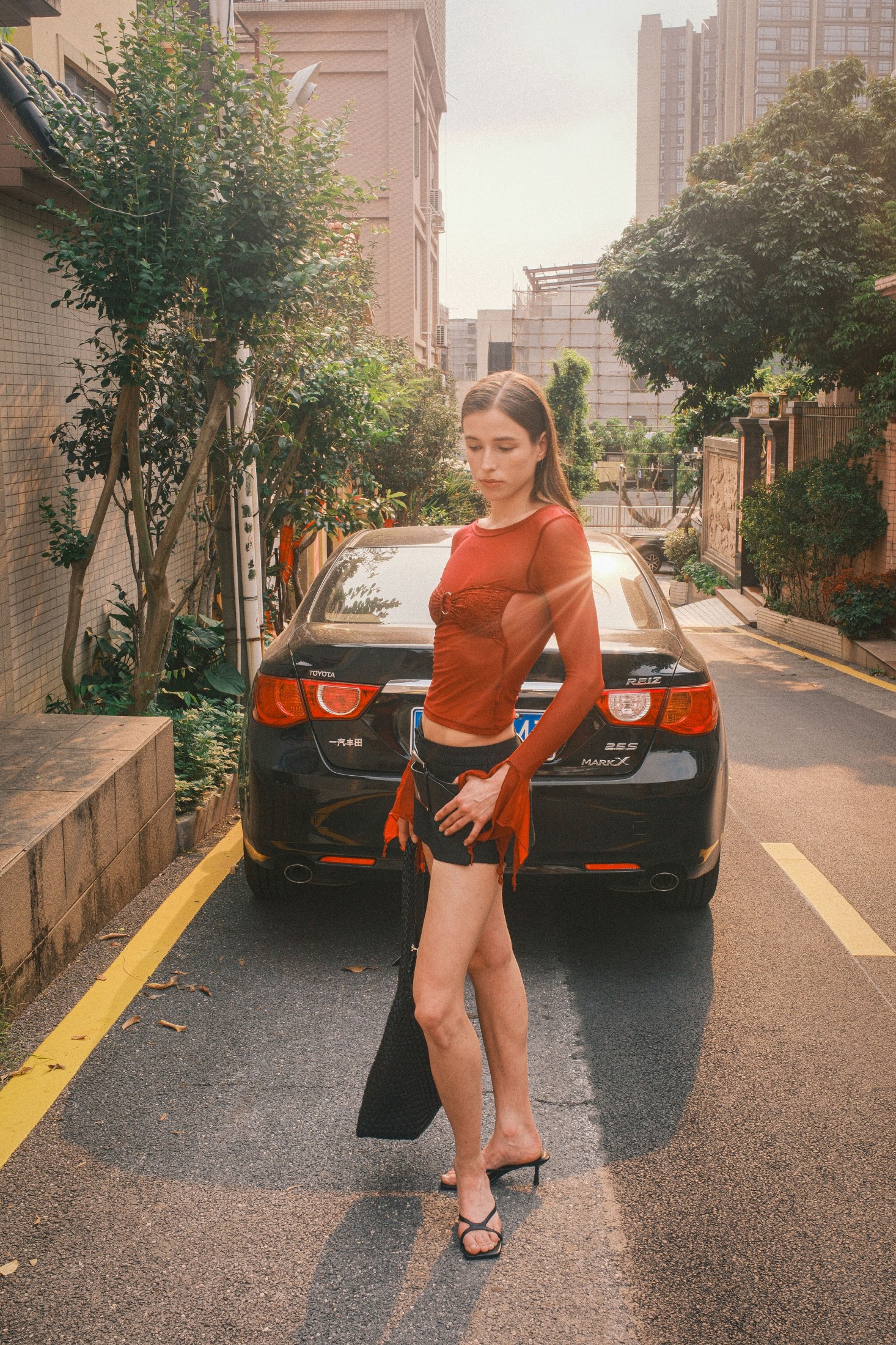 《春日彩色系美式辣妹穿搭》[36P]