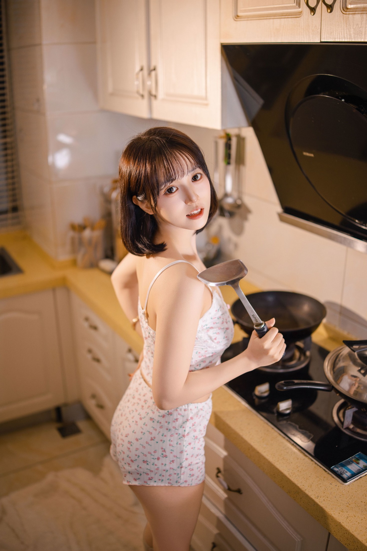 《窗边的少女》[35P]