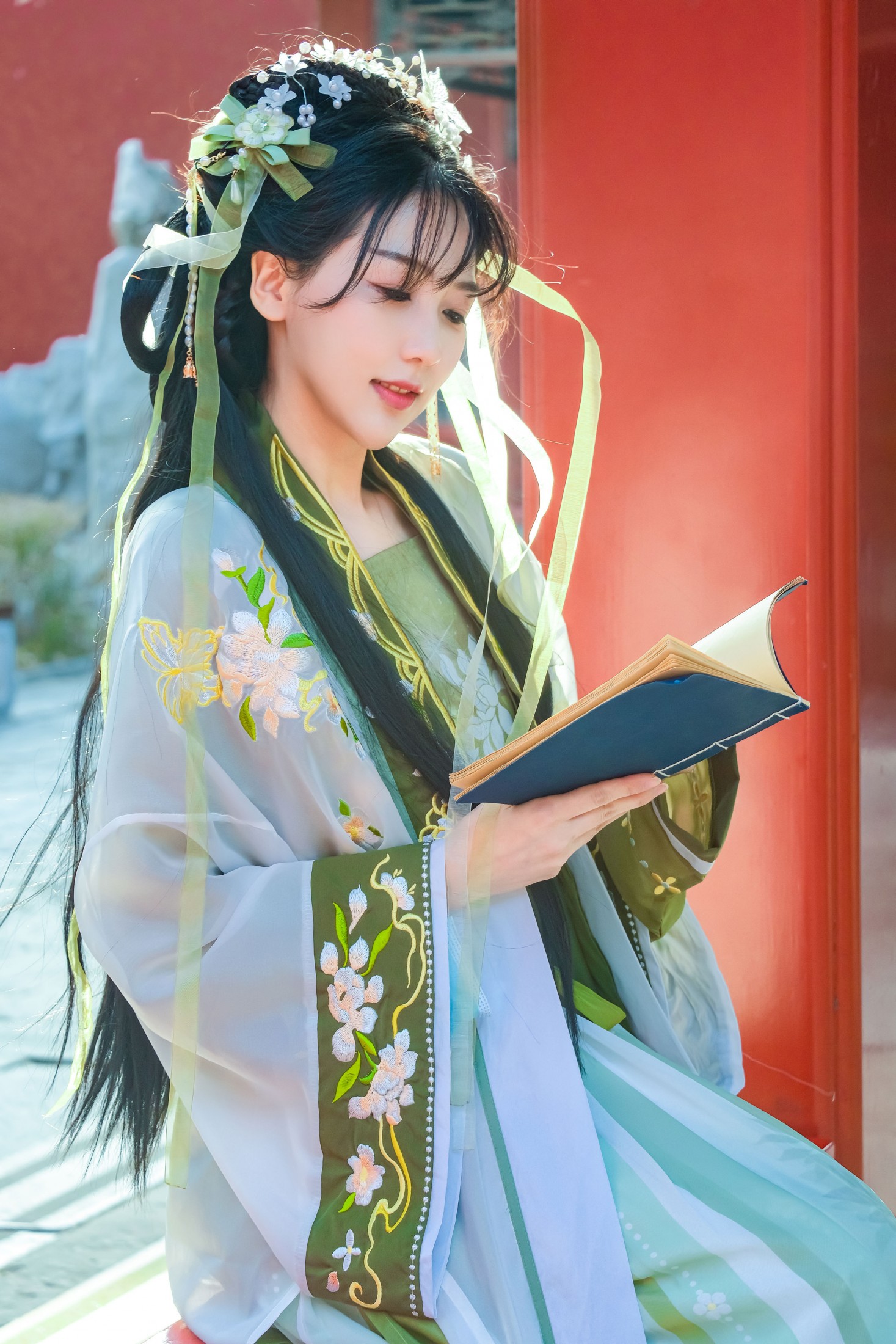 《春光作序，万物和鸣》[17P]