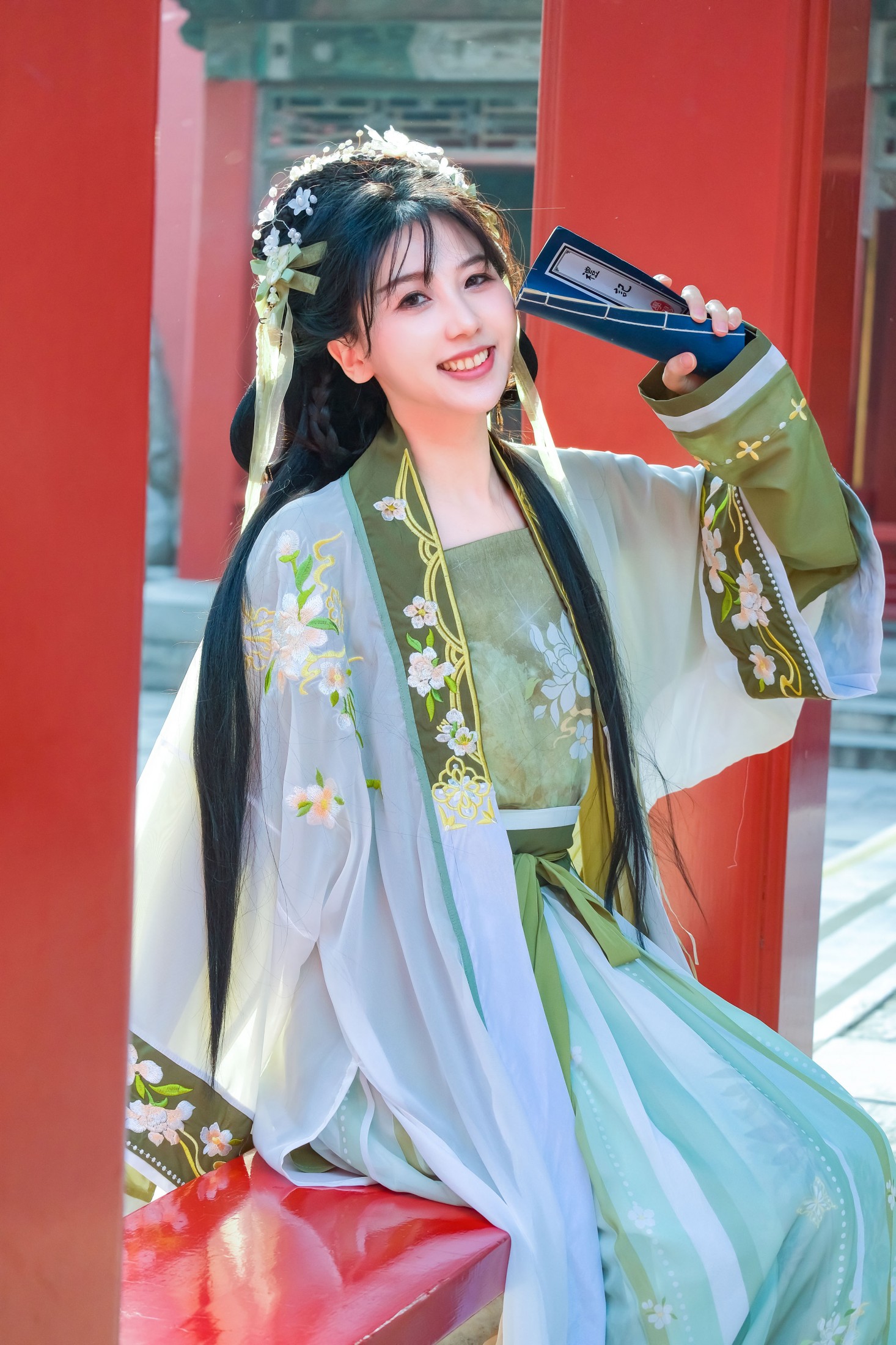 《春光作序，万物和鸣》[17P]