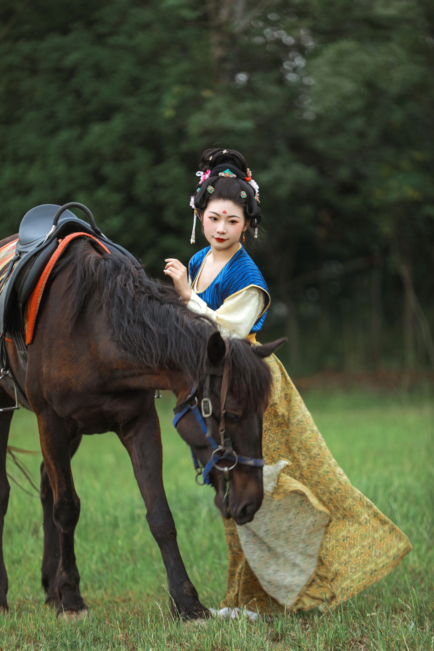 《牵马的唐朝女人》[18P]