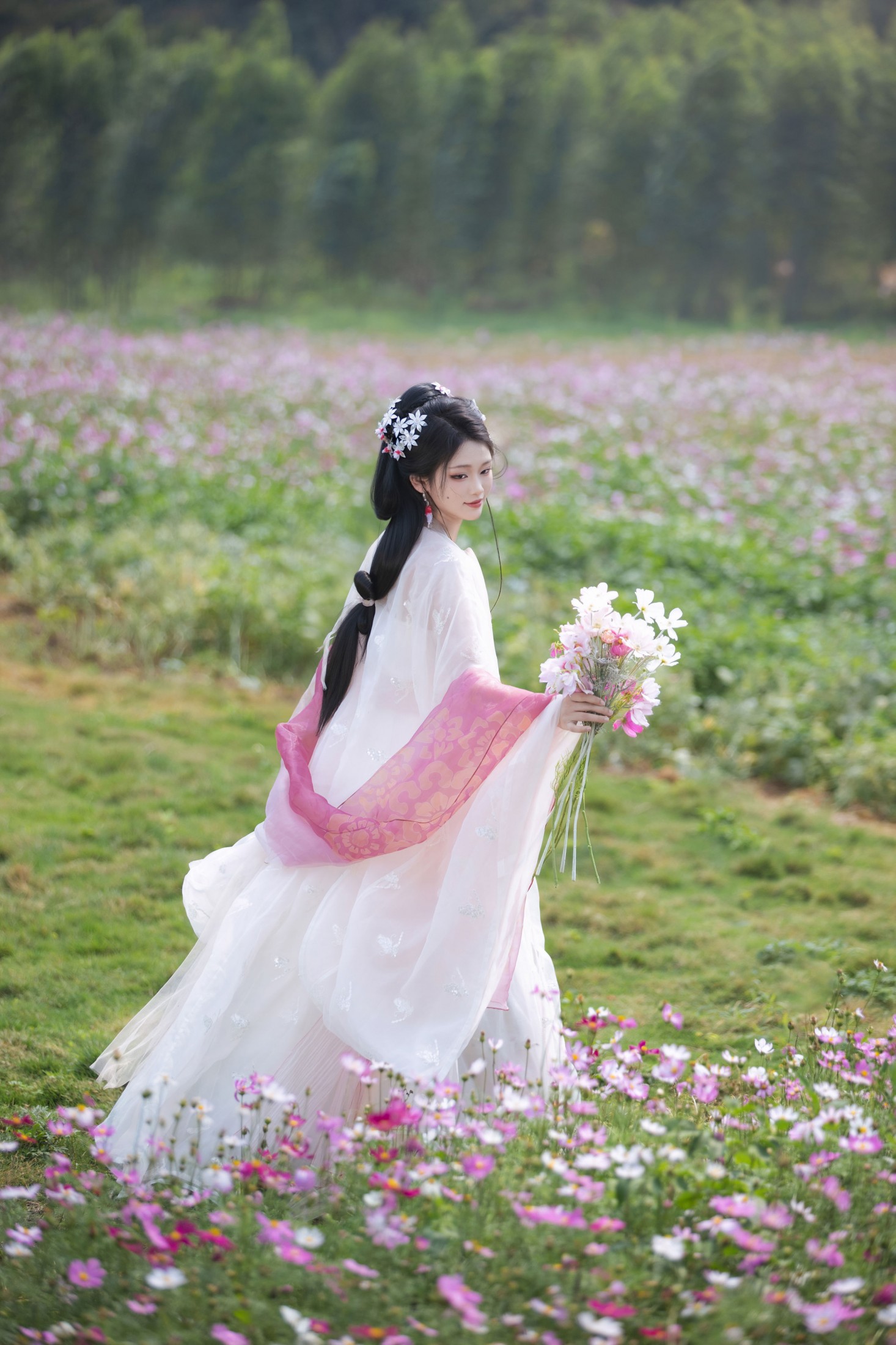 《露芜衣》[24P]