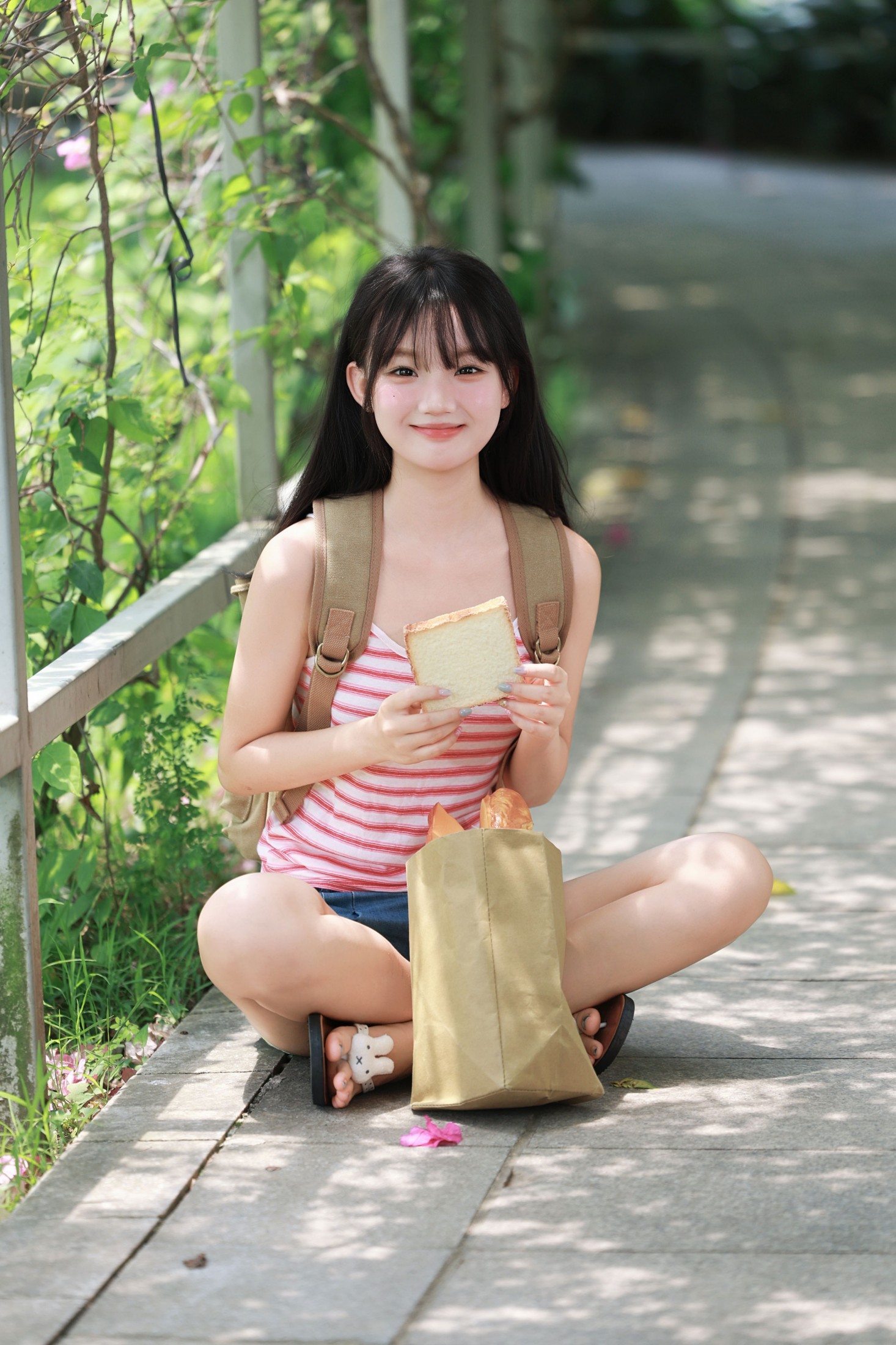 《少女走进漫画的初夏光景》[20P]