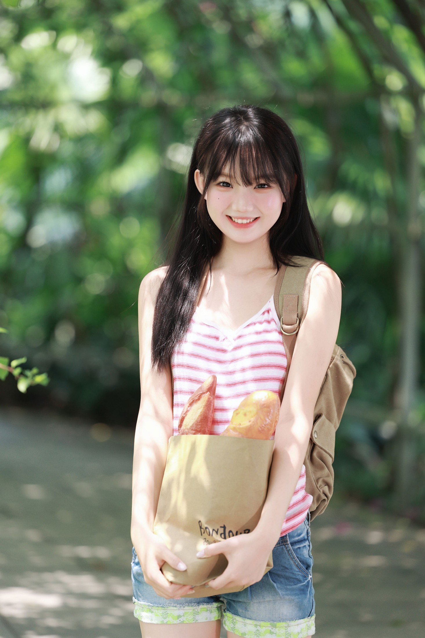 《少女走进漫画的初夏光景》[20P]