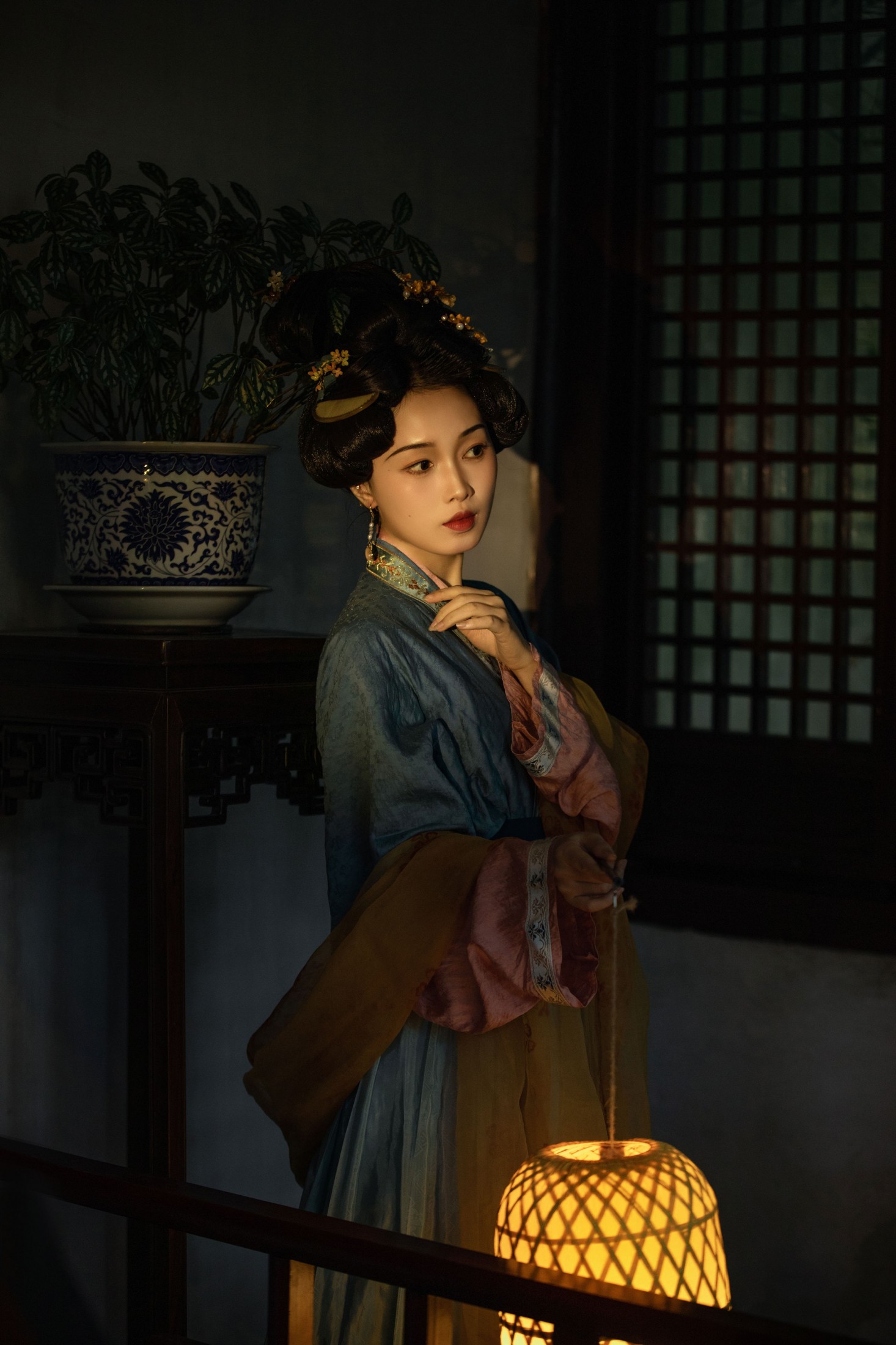 《初秋园林仕女图》[32P]