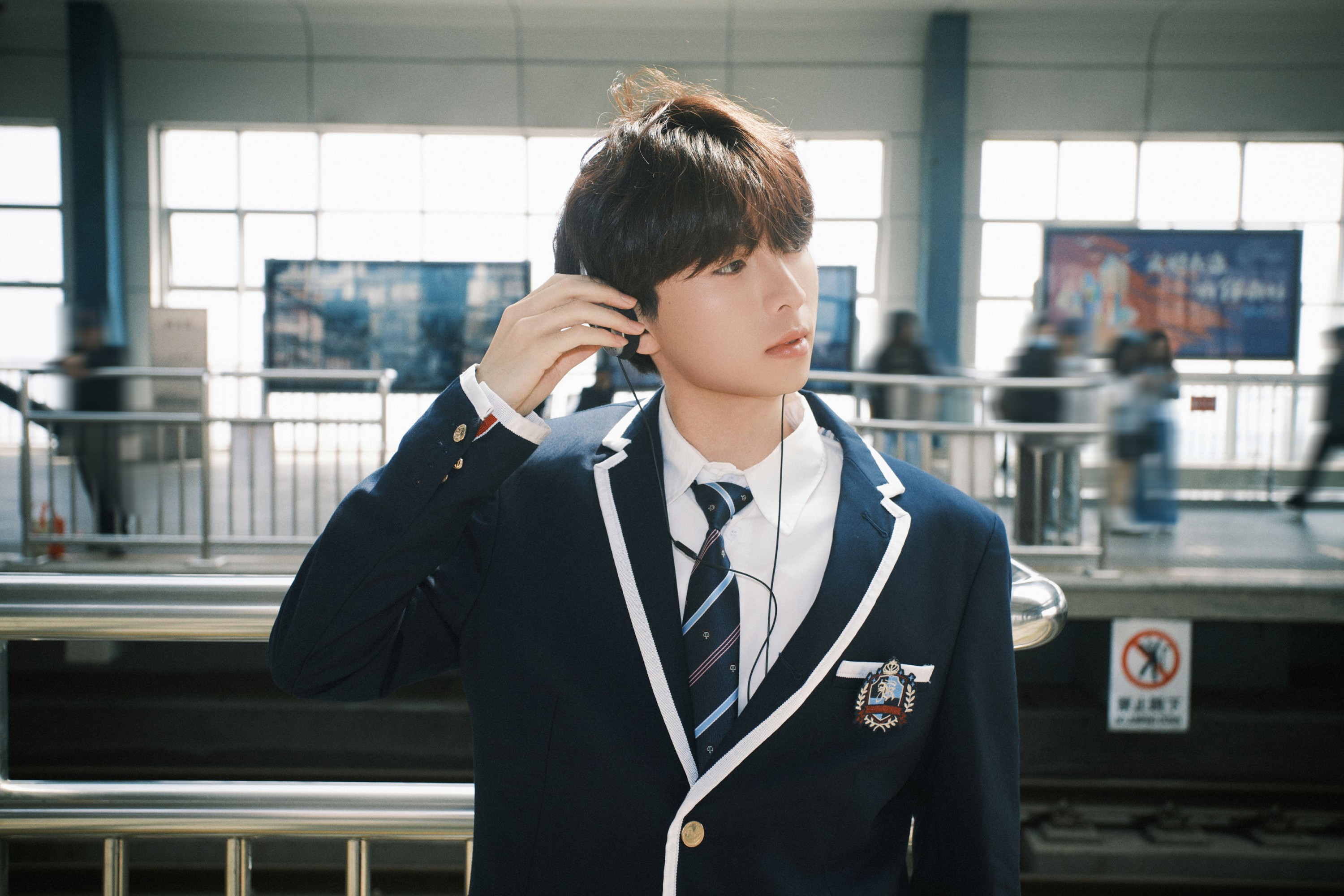 《轻轨站男孩》[21P]