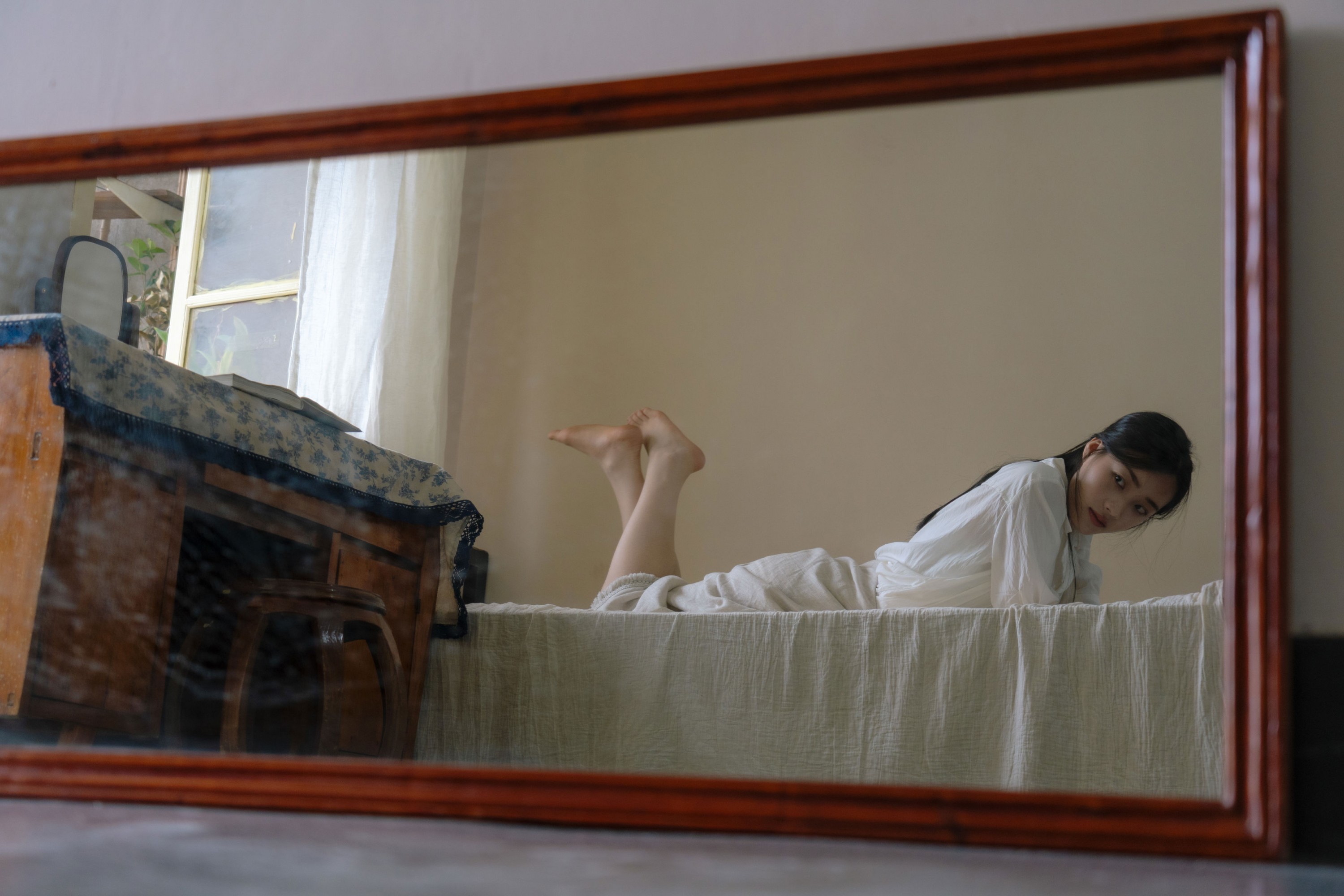 《鞋底，脚背，是温柔的底色》[16P]