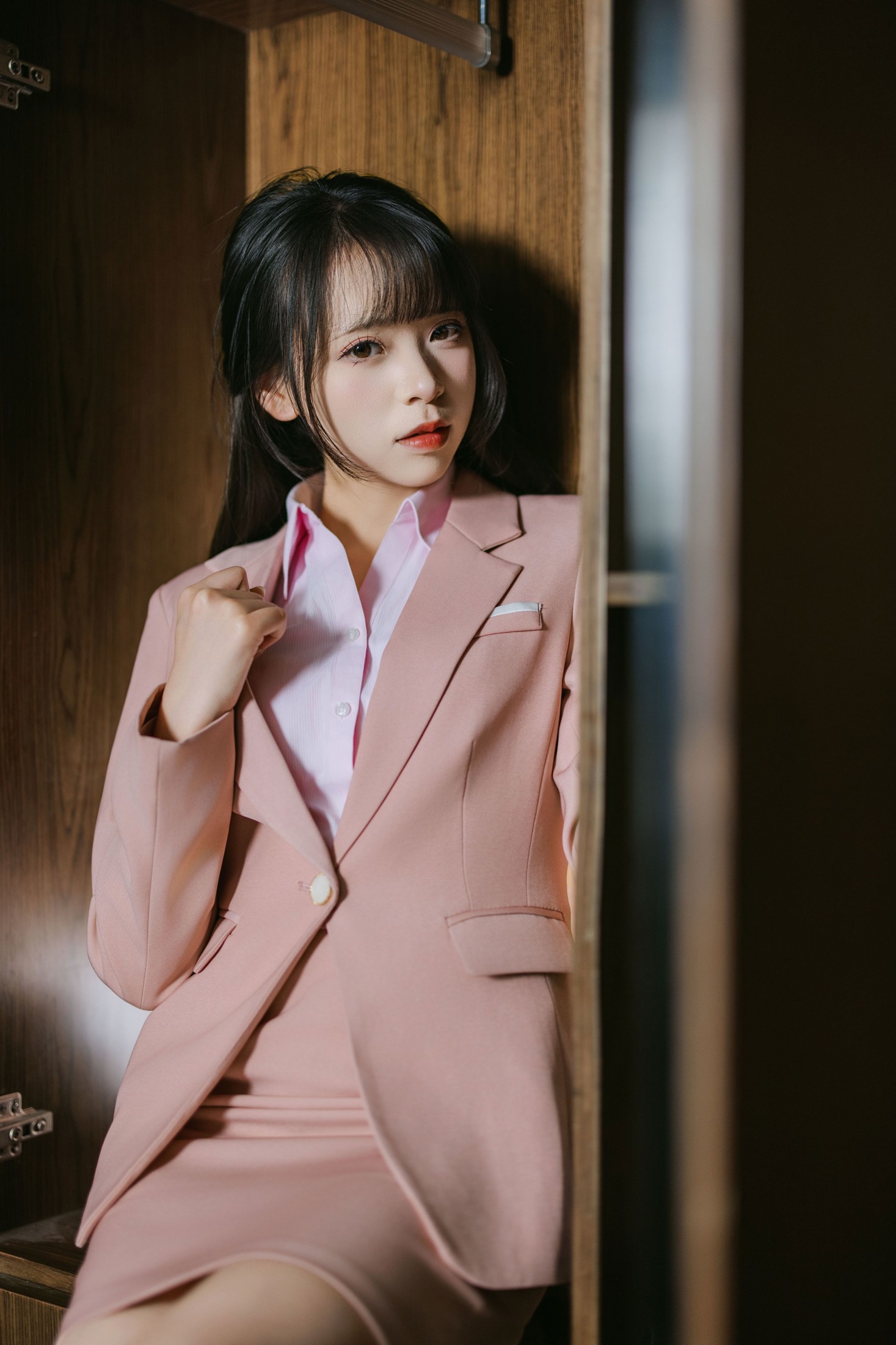 《粉色西装》[101P]