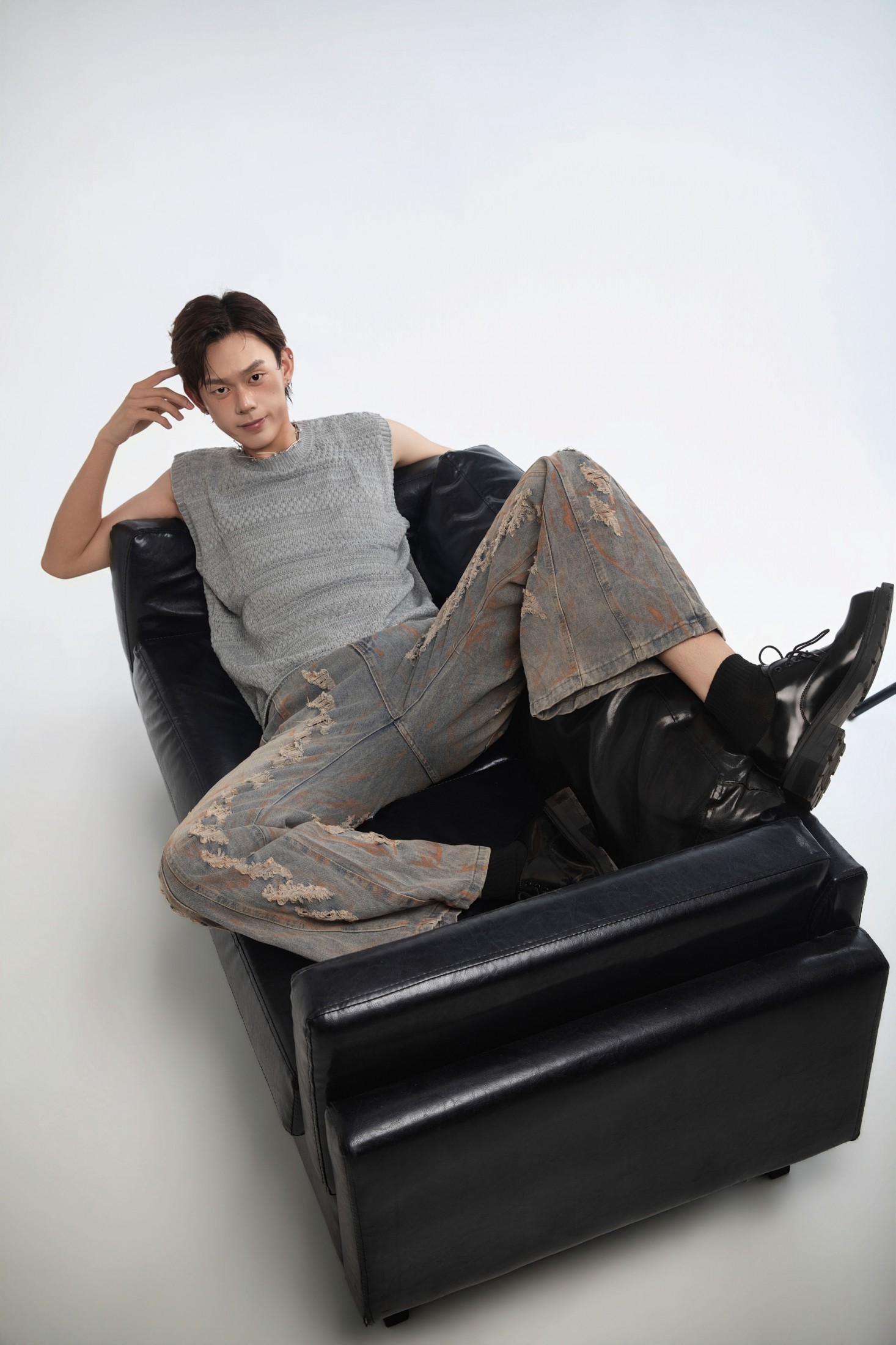 《灰调叙事》[16P]