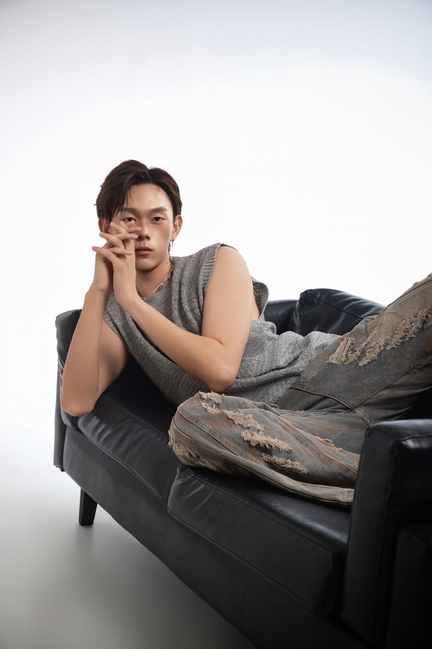 《灰调叙事》[16P]