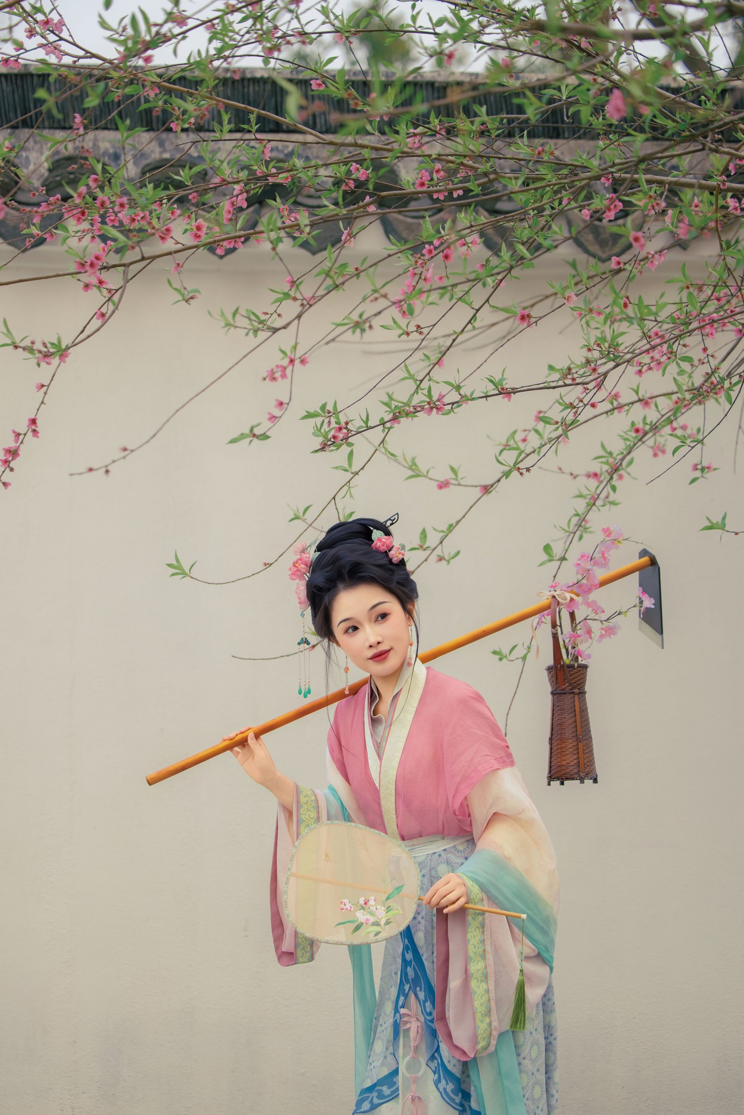 《山寺桃花始盛开》[19P]