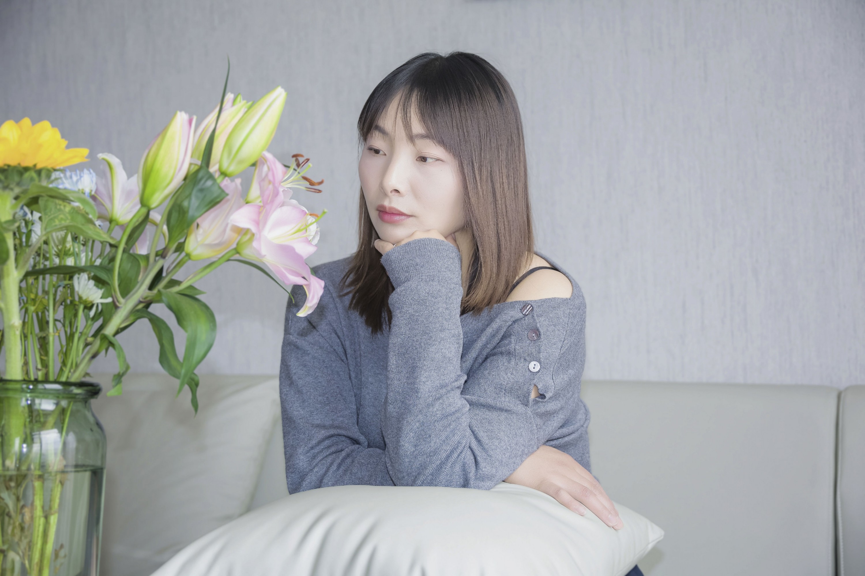 《室内美女情绪风优雅忧郁风》[47P]