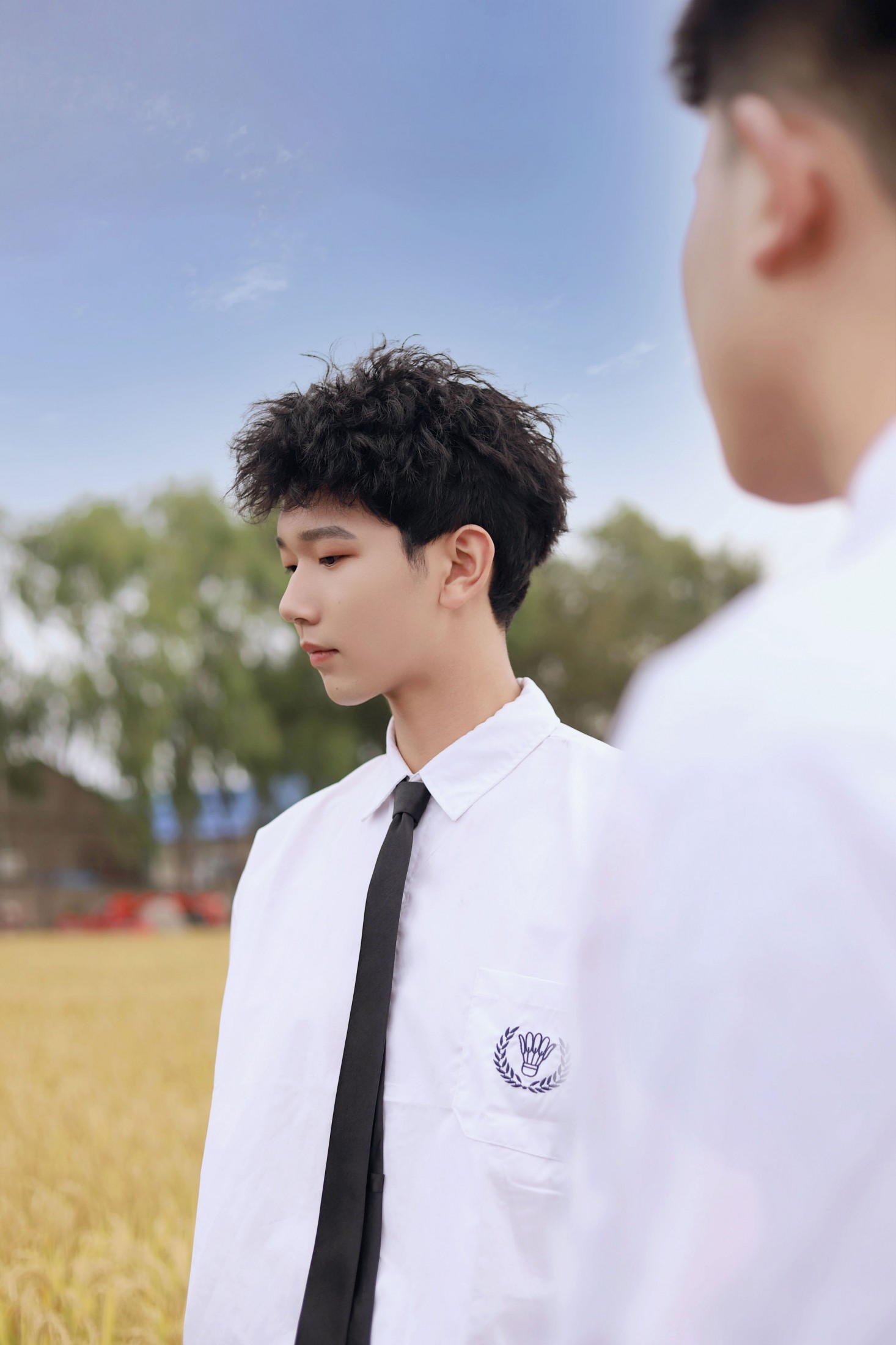 《漫步田野》[9P]