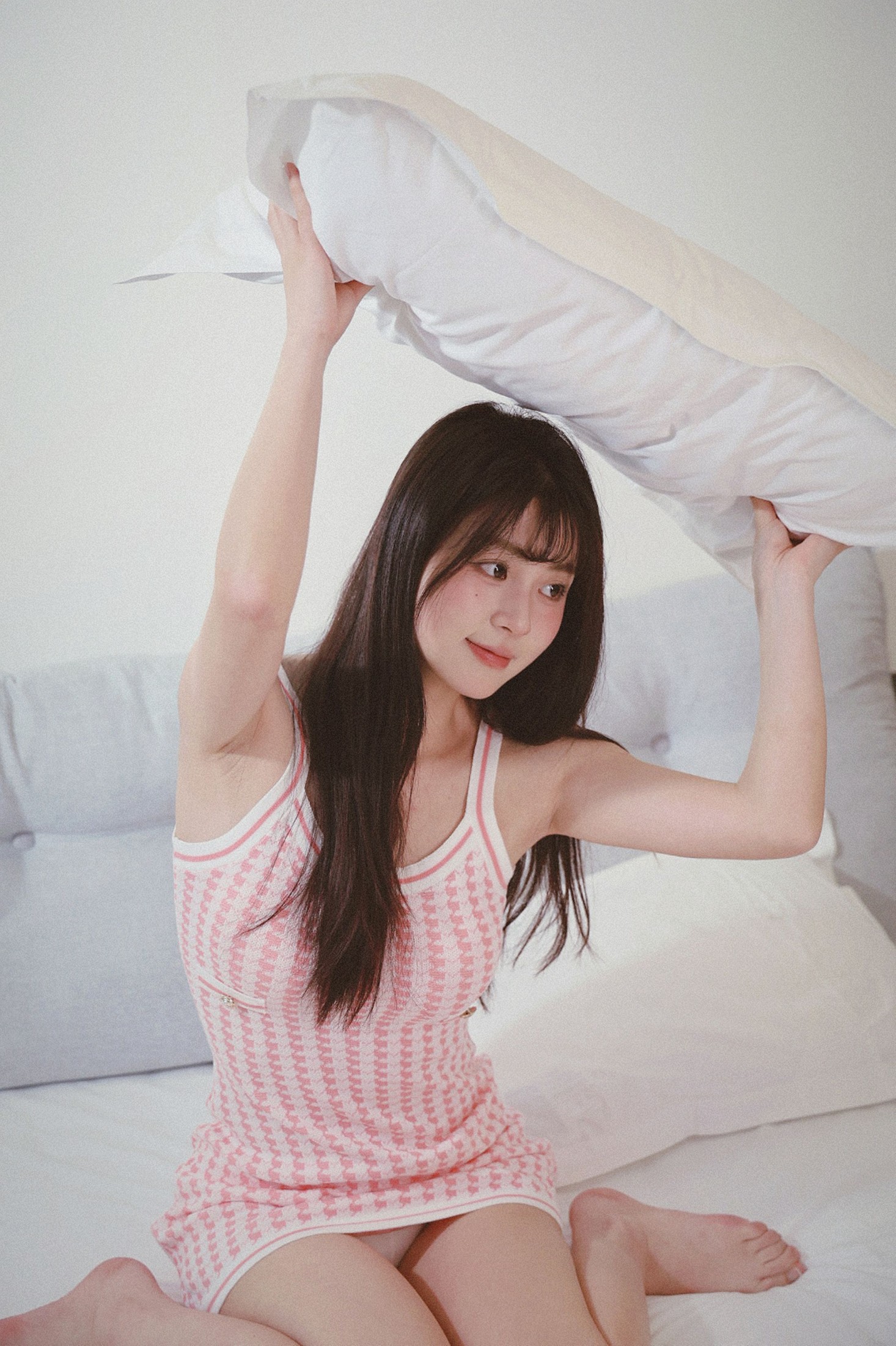 《纯欲写真 粉色连衣裙》[33P]