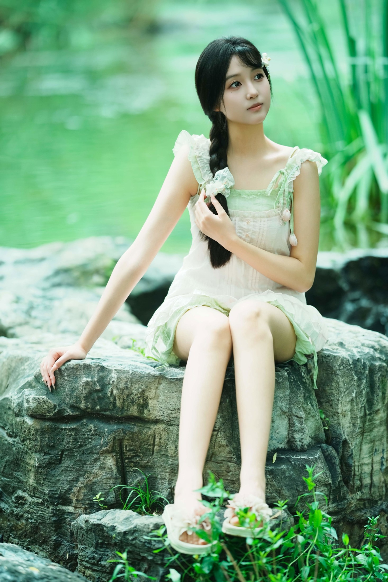 青柠夏日 戏水少女