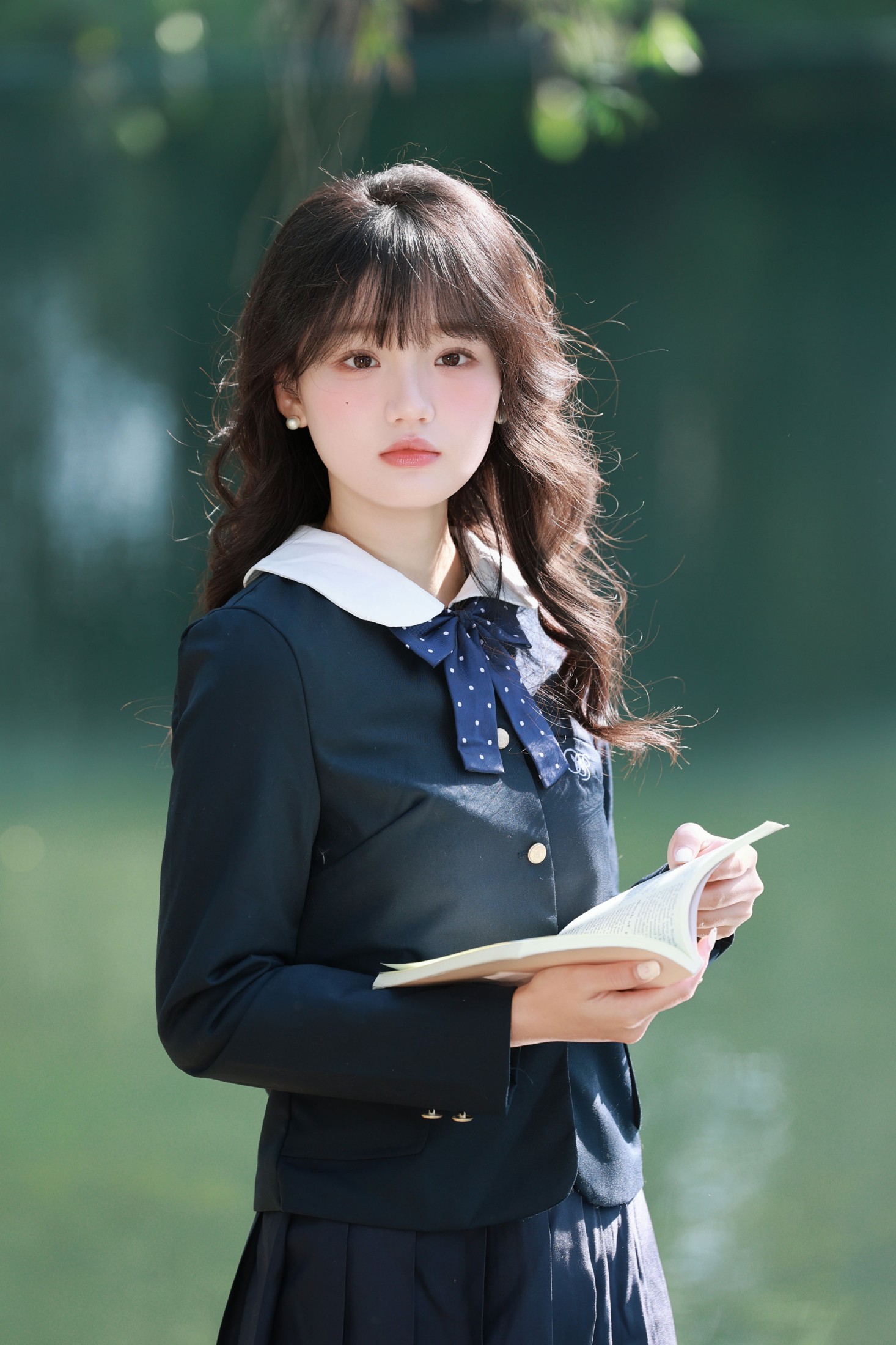 阳光、书本和白衬衫，是青春最美好的样子