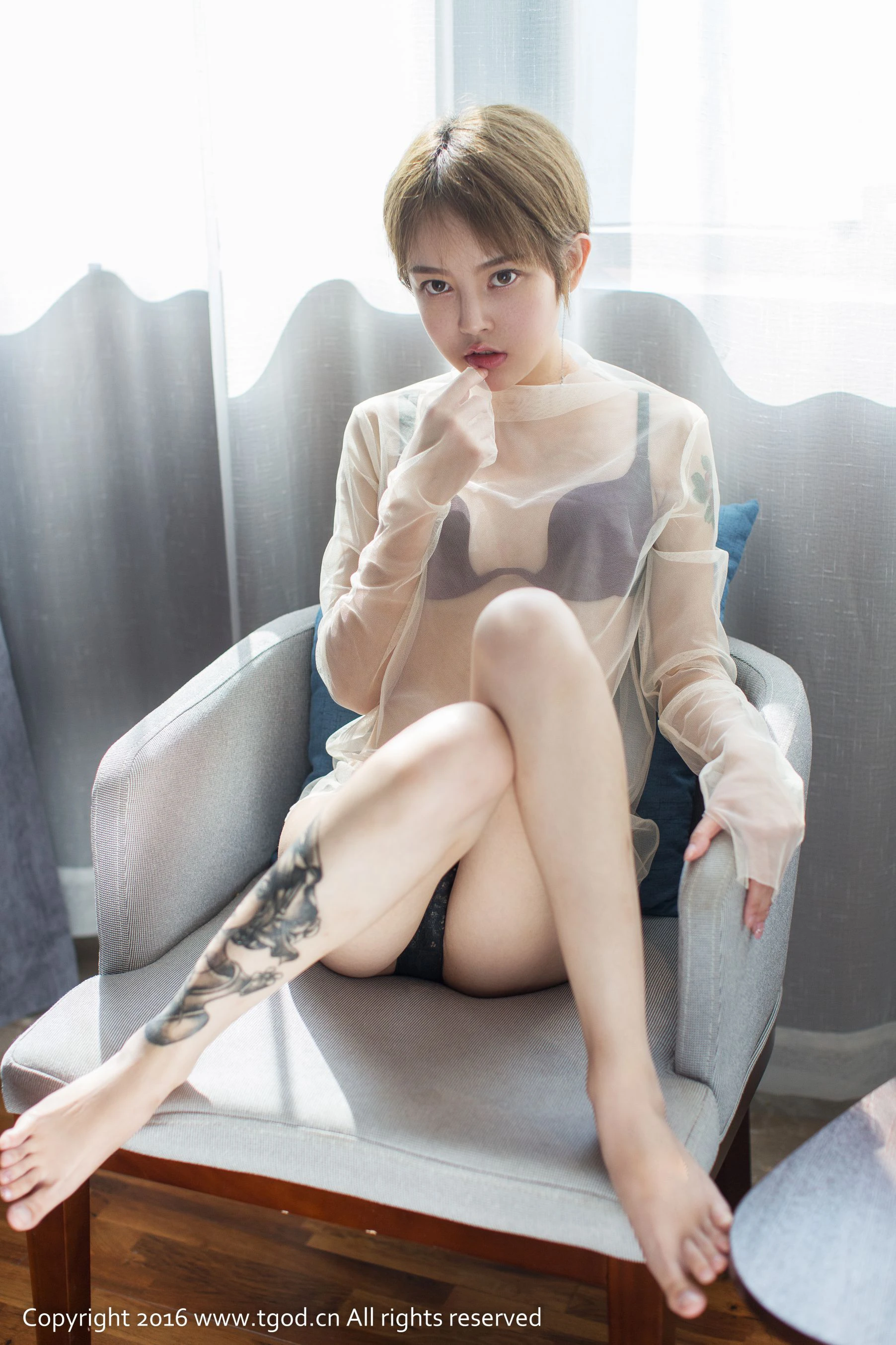 lynne黎茉《透视装短发妹子》 推女神@尤蜜荟