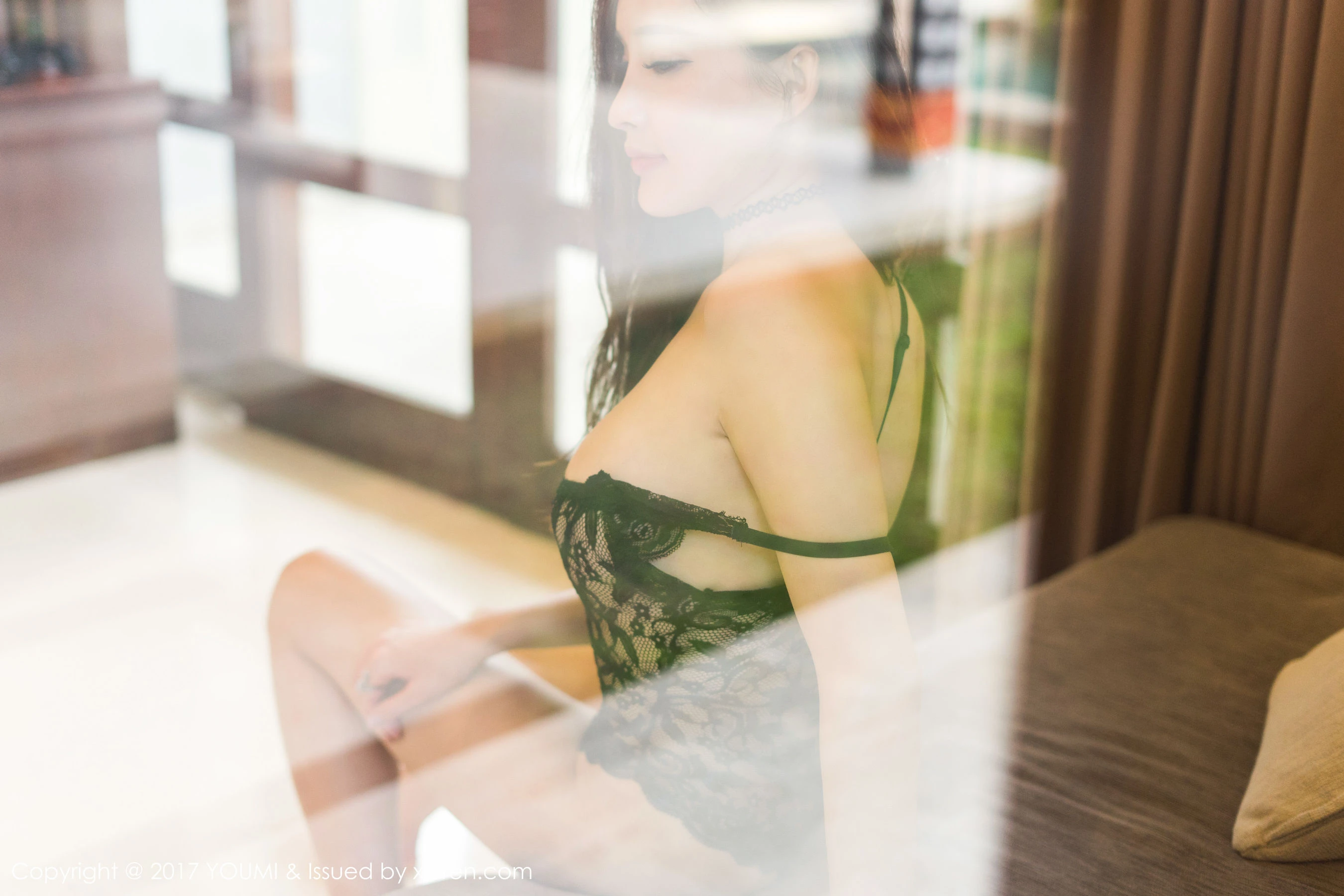 土肥圆矮挫穷《透视蕾丝+情趣内衣~》 尤蜜荟YouMi Vol.043