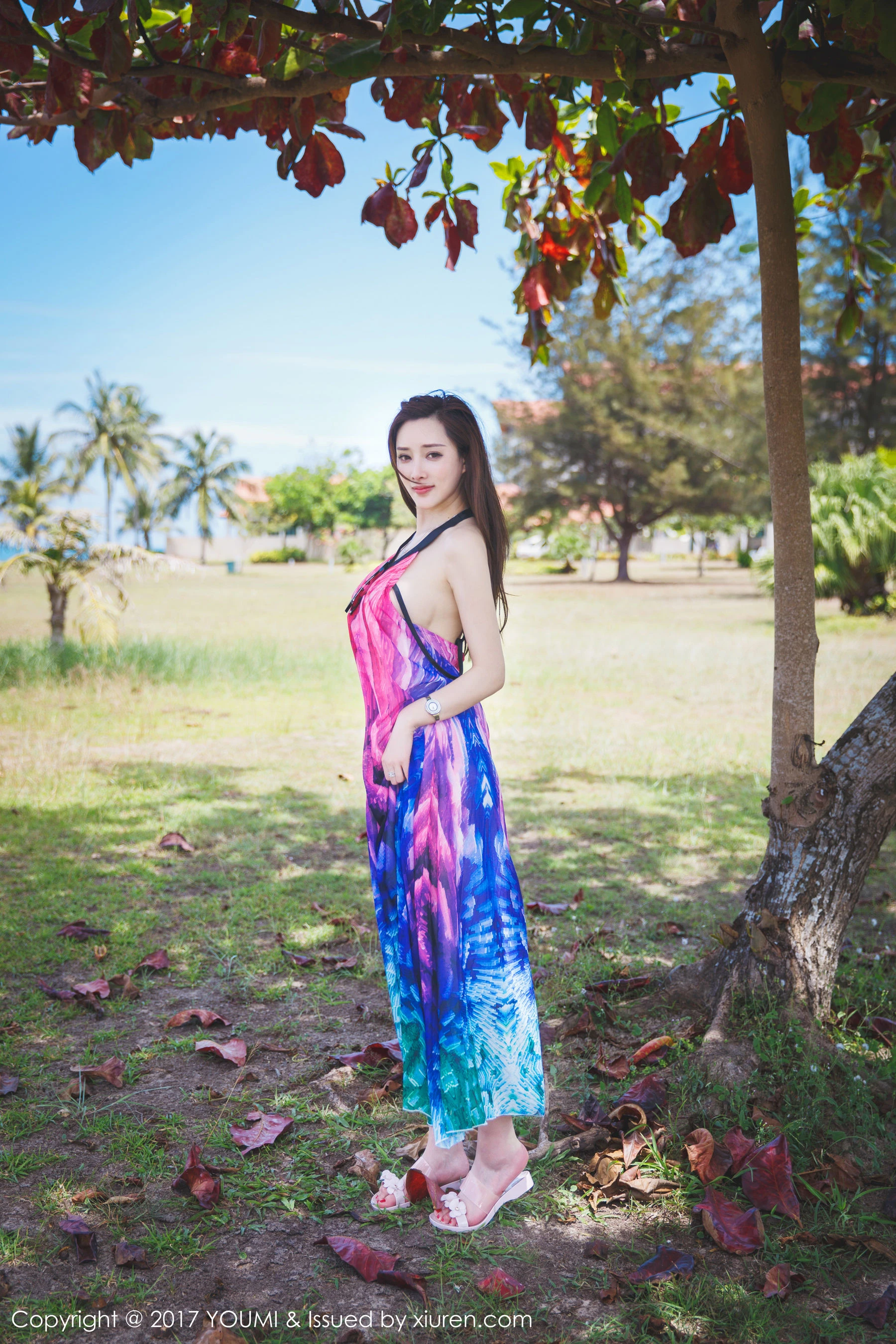 土肥圆矮挫穷《沙滩比基尼+韵味长裙》 尤蜜荟YouMi Vol.029