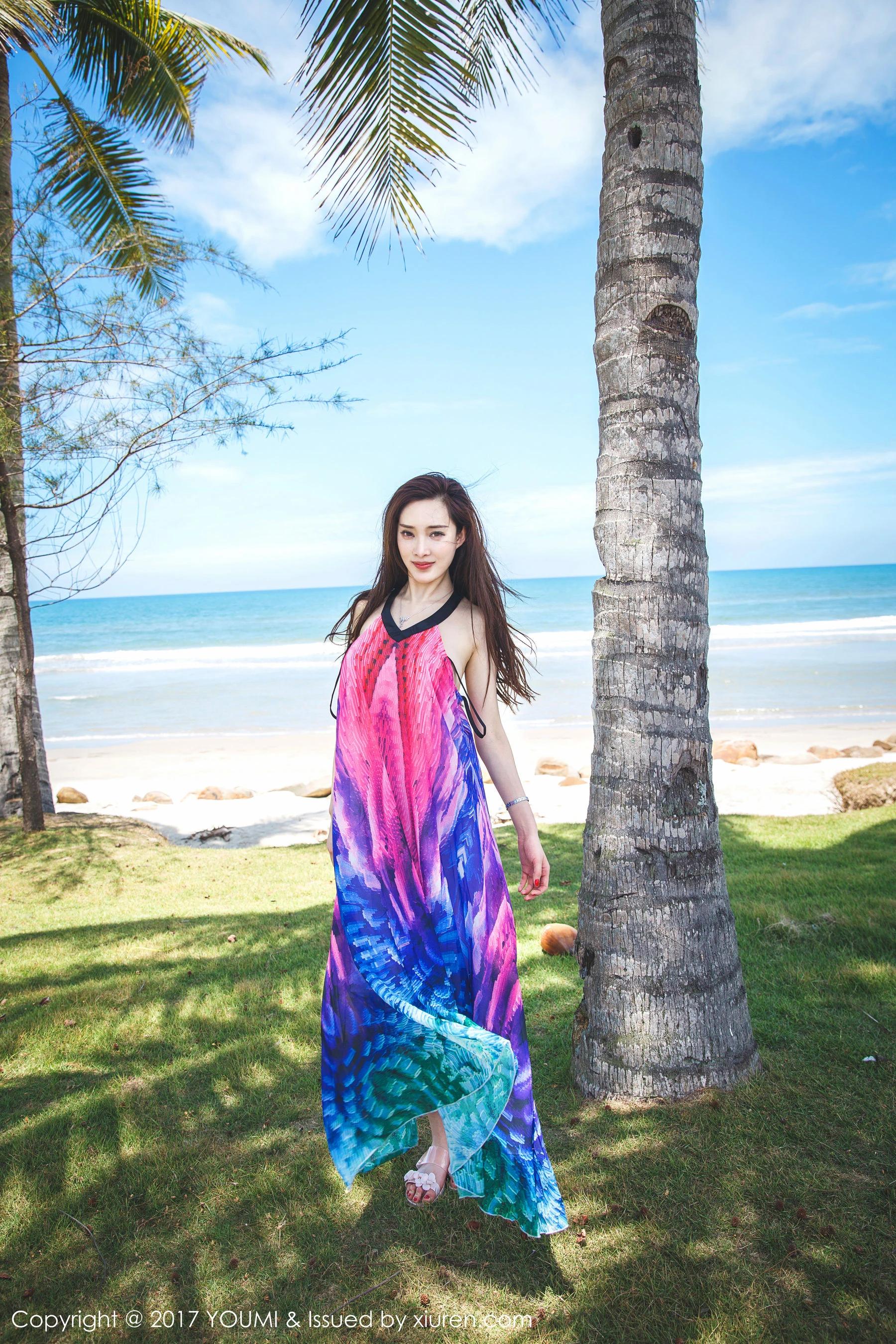 土肥圆矮挫穷《沙滩比基尼+韵味长裙》 尤蜜荟YouMi Vol.029