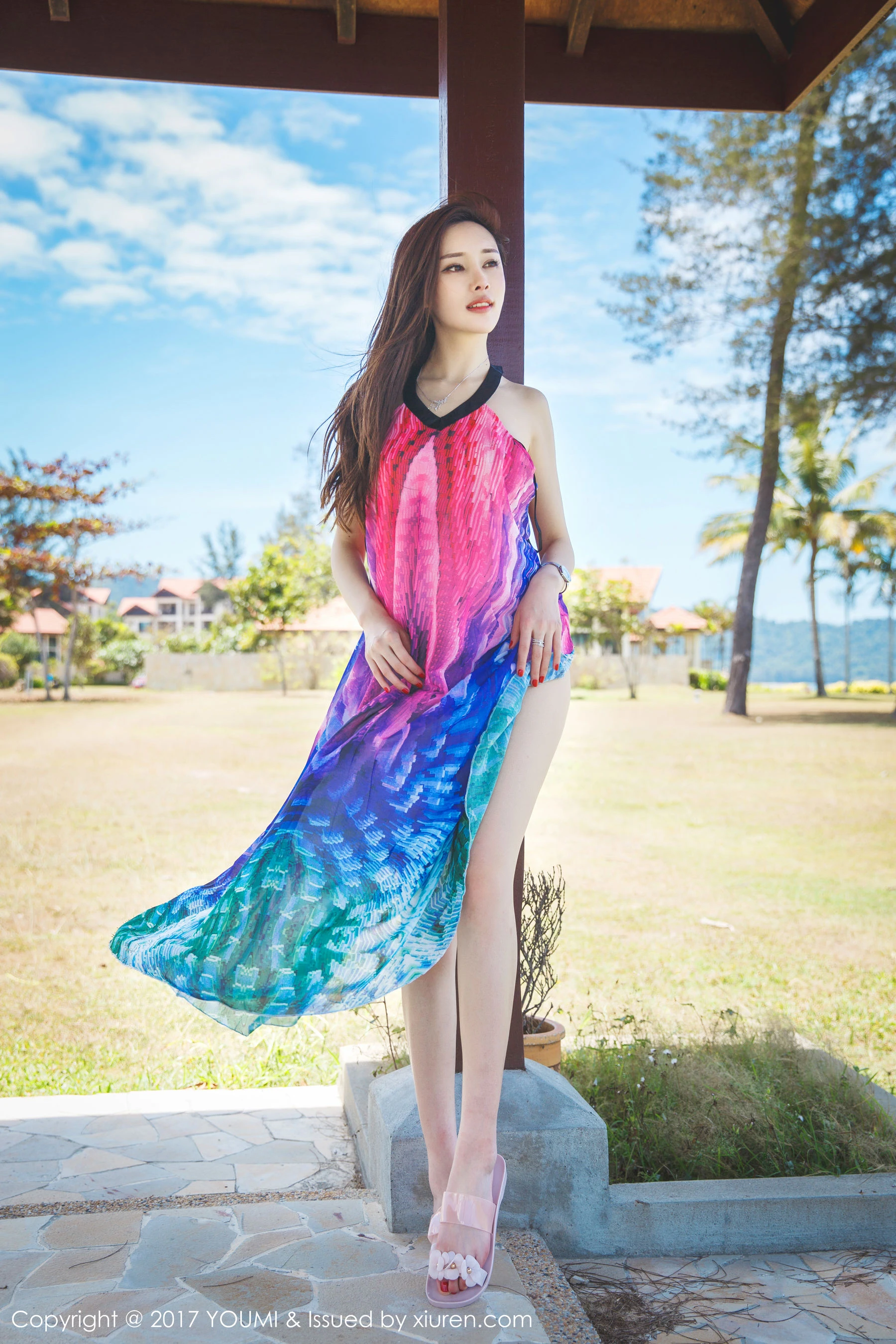 土肥圆矮挫穷《沙滩比基尼+韵味长裙》 尤蜜荟YouMi Vol.029