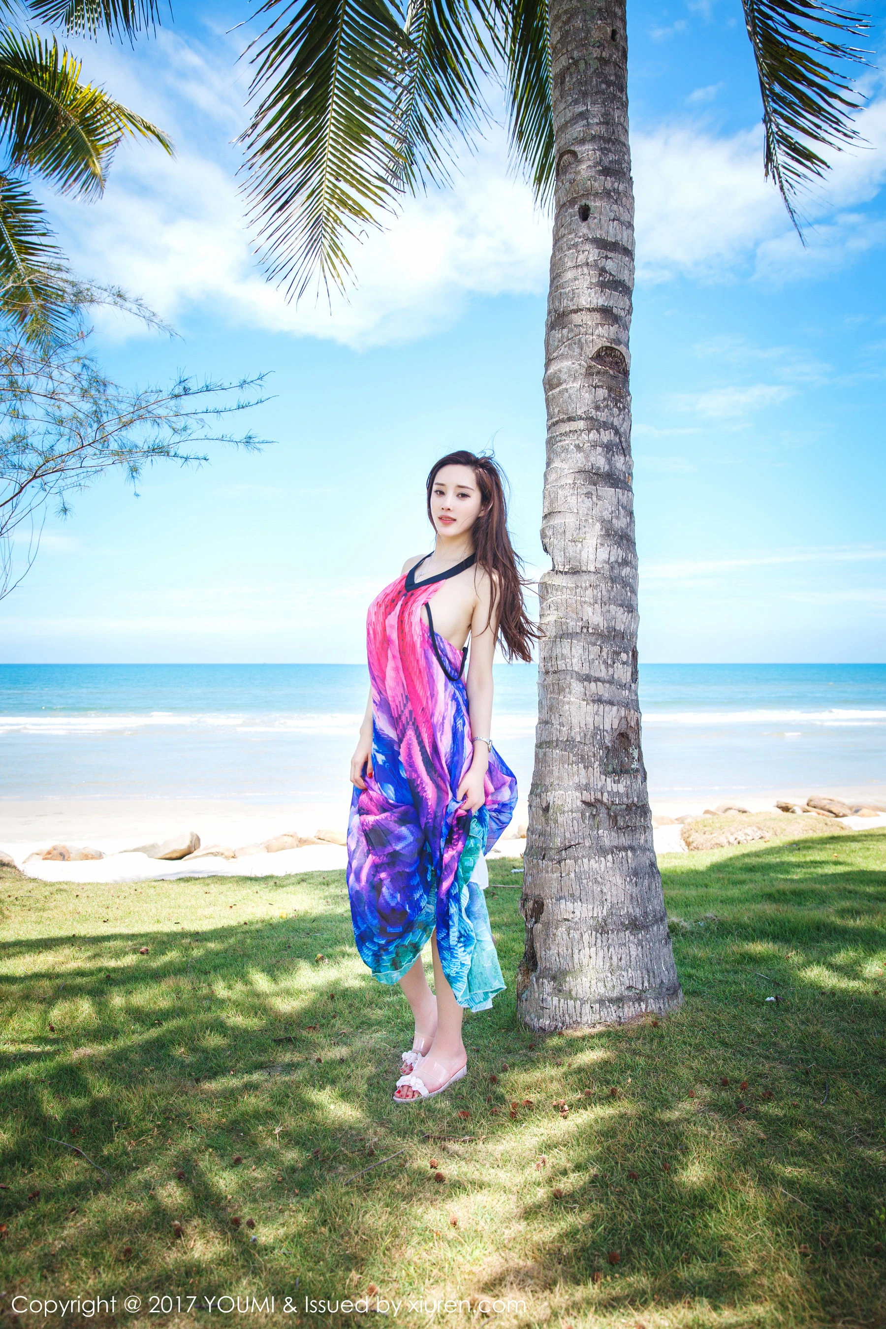 土肥圆矮挫穷《沙滩比基尼+韵味长裙》 尤蜜荟YouMi Vol.029