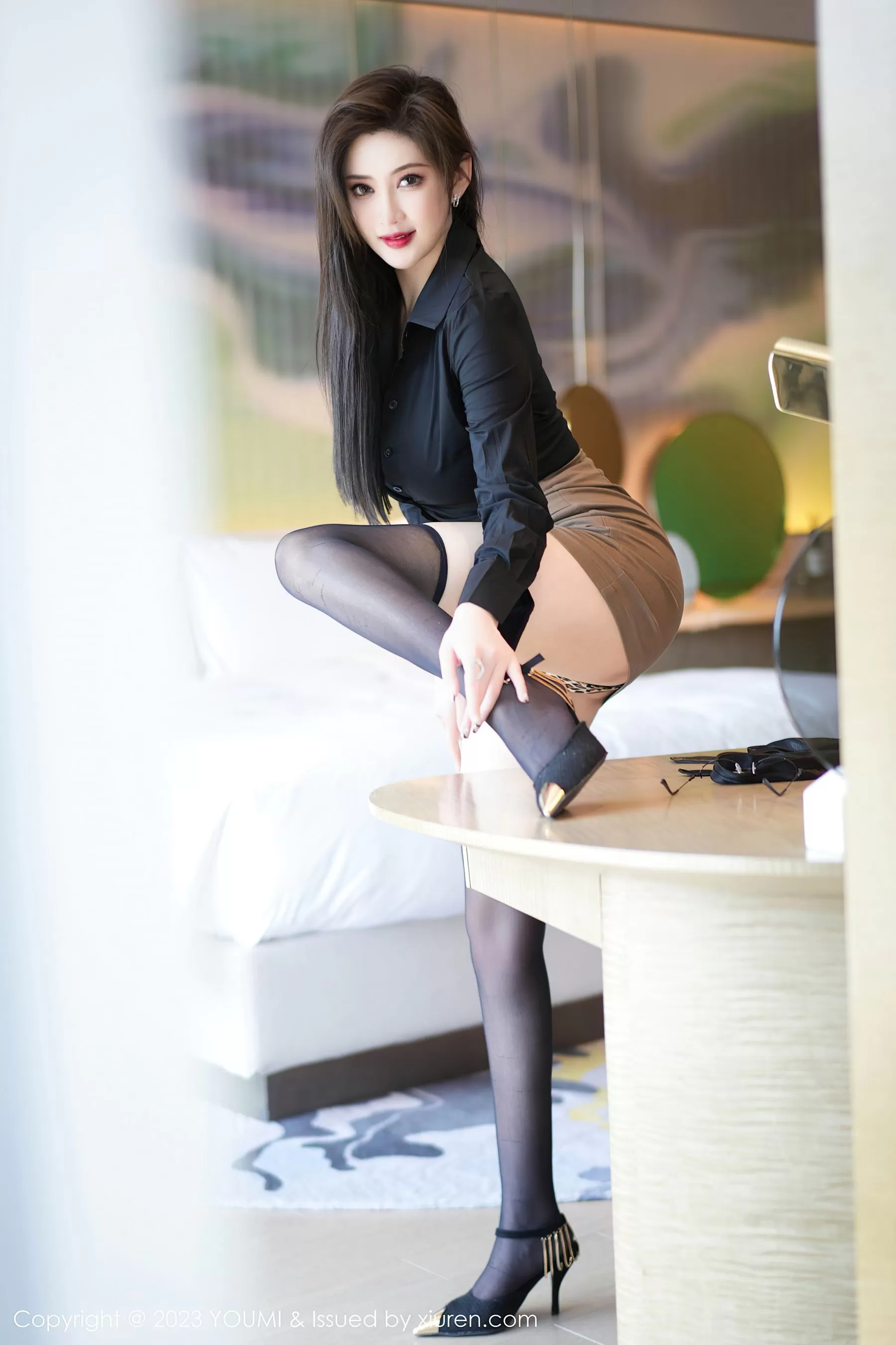 尤蜜荟 VOL.968 Carol周妍希 短裙黑丝 [83P]