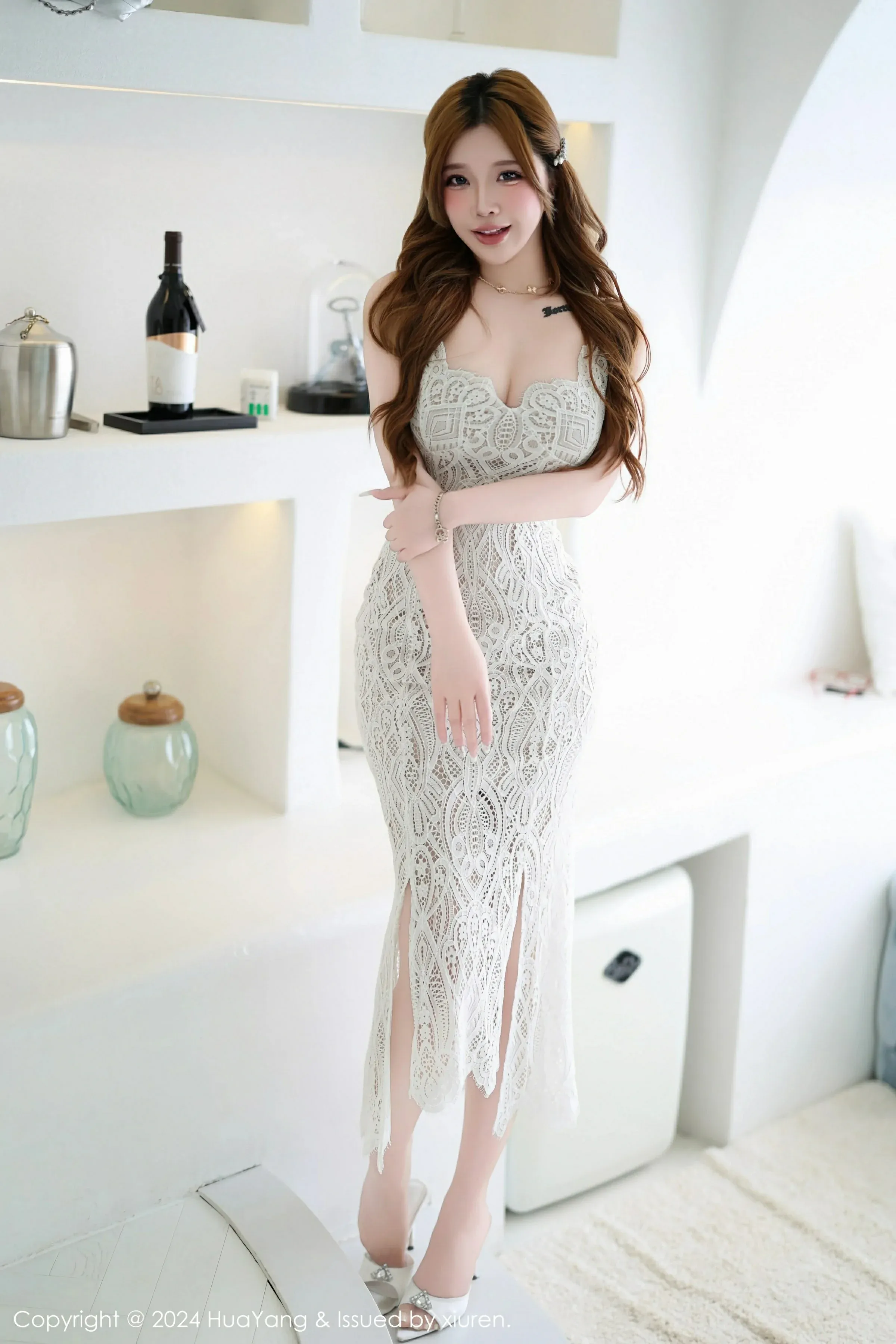 尤蜜荟 VOL.1105 小海臀Rena [50P]