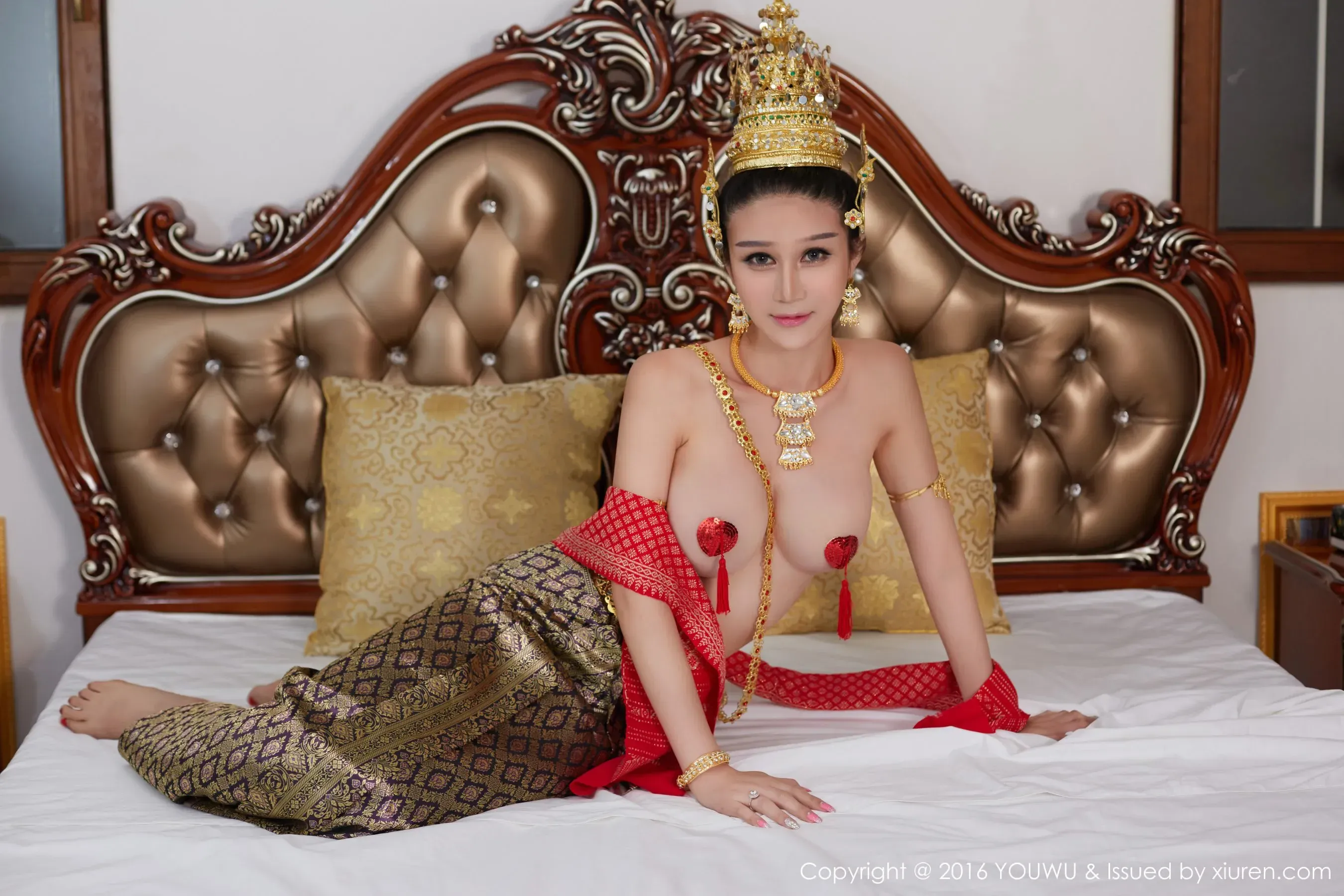 李宓儿《泰国皇后系列 曼谷红玫瑰》 尤物馆 Vol.021